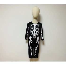 COSTUME